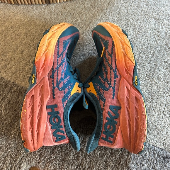 HOKA Speedgoat 5 Trail Running Sneaker - Women’s Size 9 - Picture 9 of 16